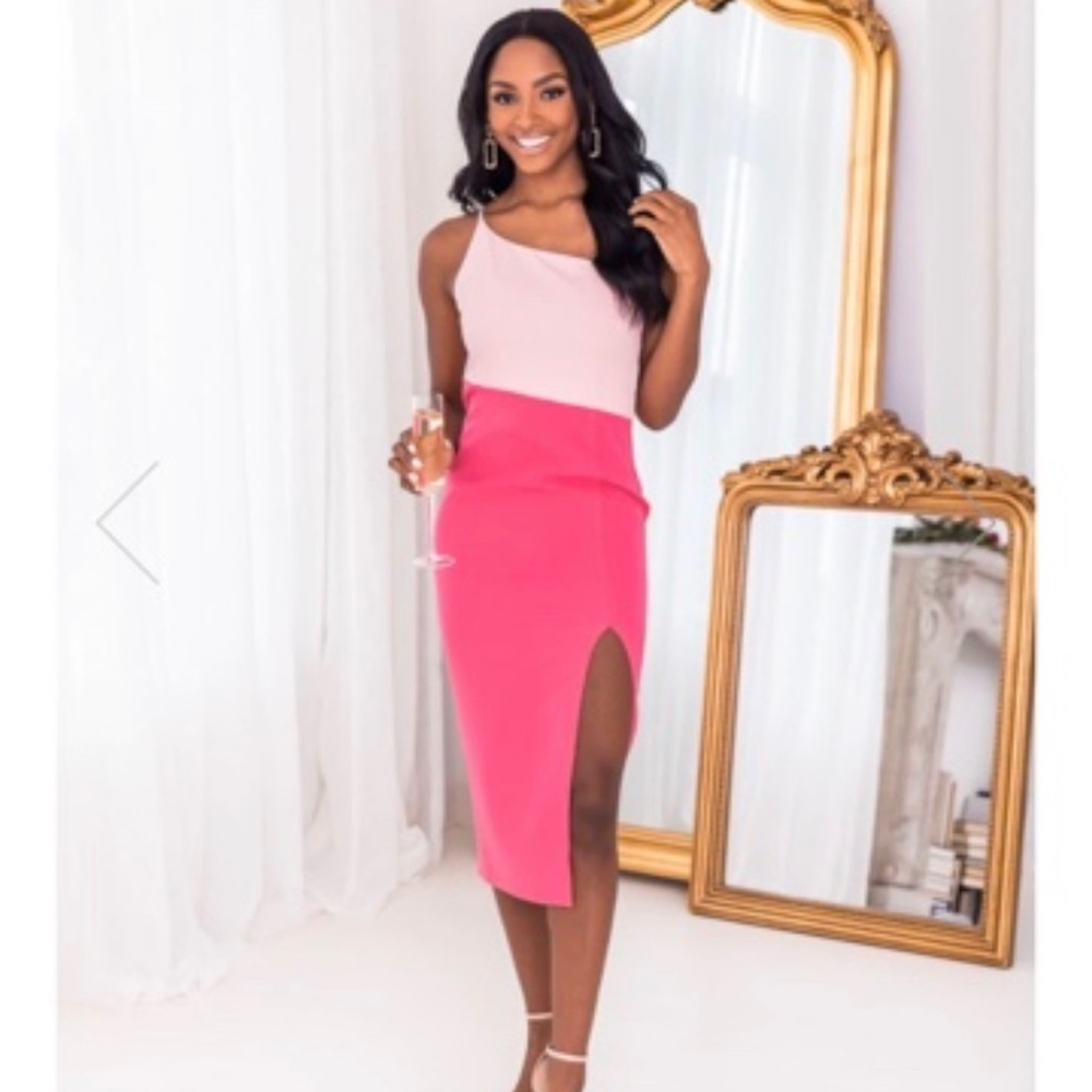 Pink Lilly Color Block Dress - Picture 1 of 8
